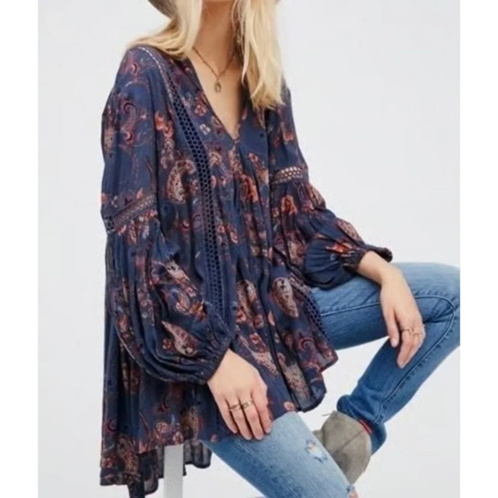 Free People Navy Floral Paisley Tunic Top Crochet Lace Balloon Sleeve Size M